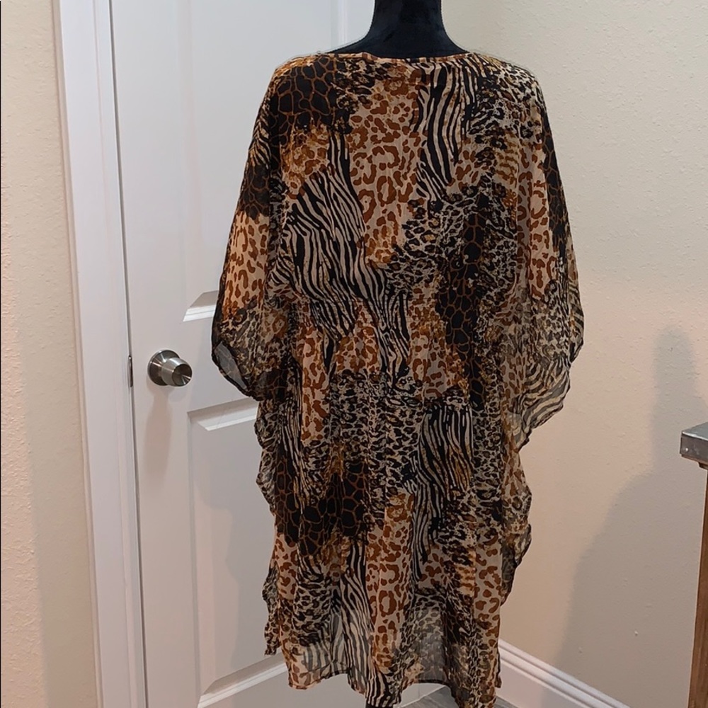 Tunic - Picture 5 of 5
